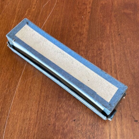 Vintage Artist Box of Vine Charcoal Made in Paris - Picture 4 of 7